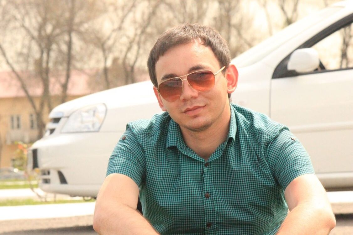  6718381  Javohir, 34 ,    