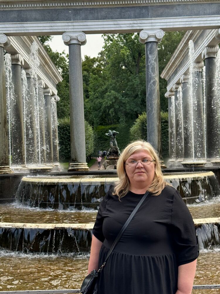  -,   Lena, 46 ,   c 