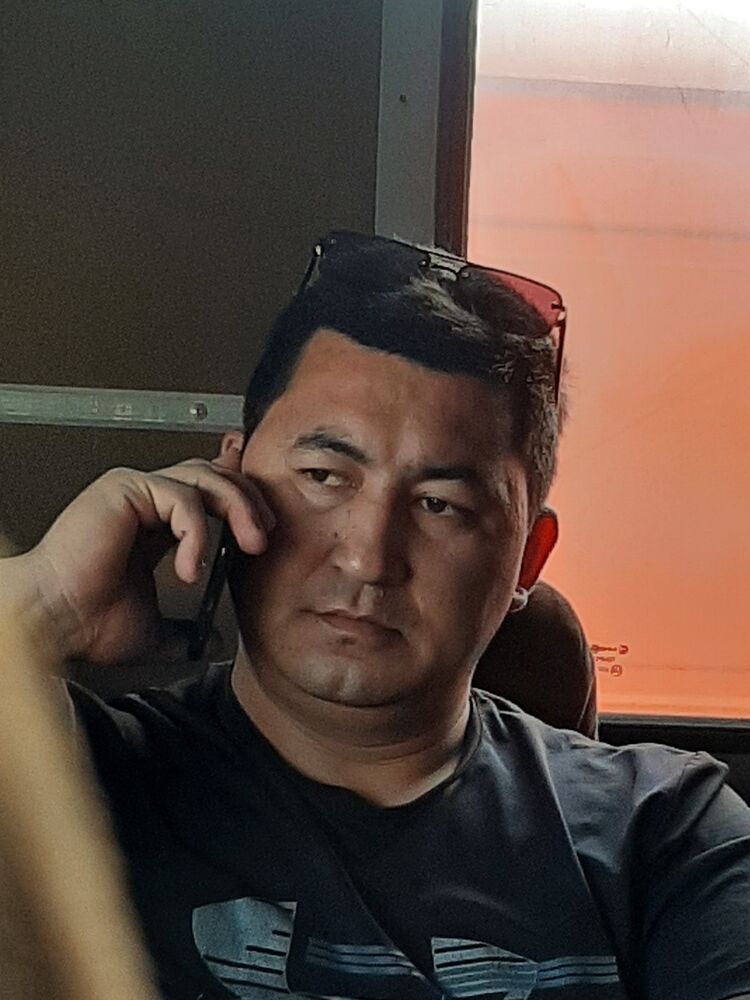  28894761  , 37 ,    