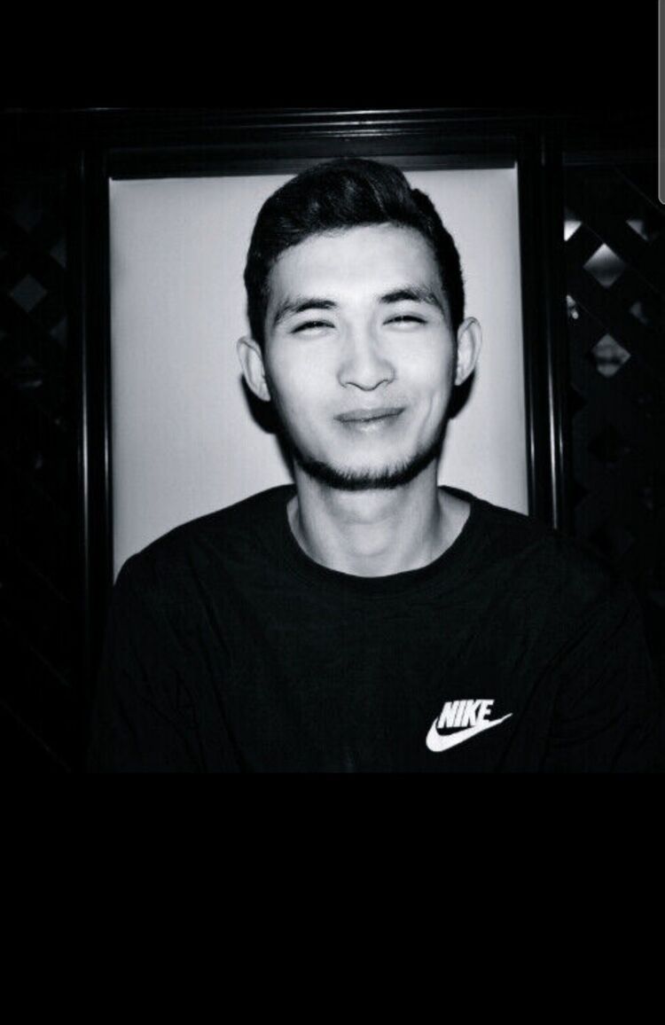  ,   Eldar, 33 ,   ,   , 