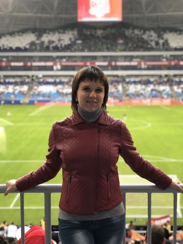  ,   Olga, 27 ,  
