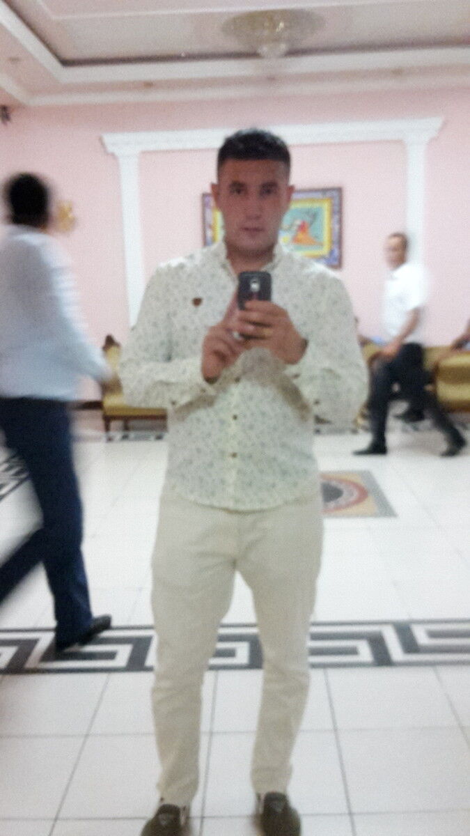  10339391  DIOR, 32 ,    