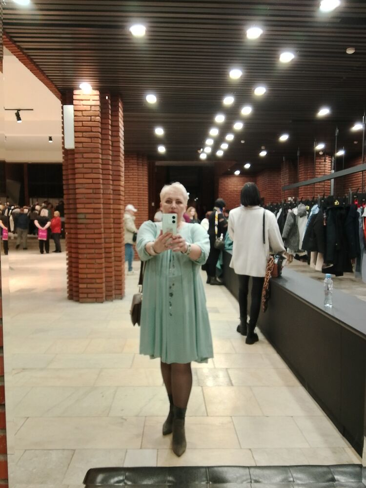  53991591  AVRORA, 51 ,    