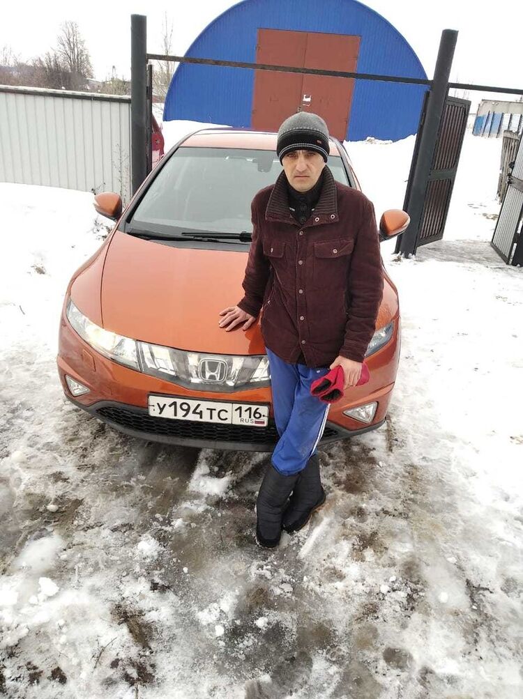  18932731  , 42 ,     