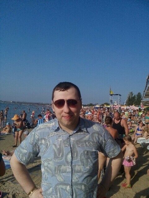  ,   Sergej, 38 ,   ,   , c 