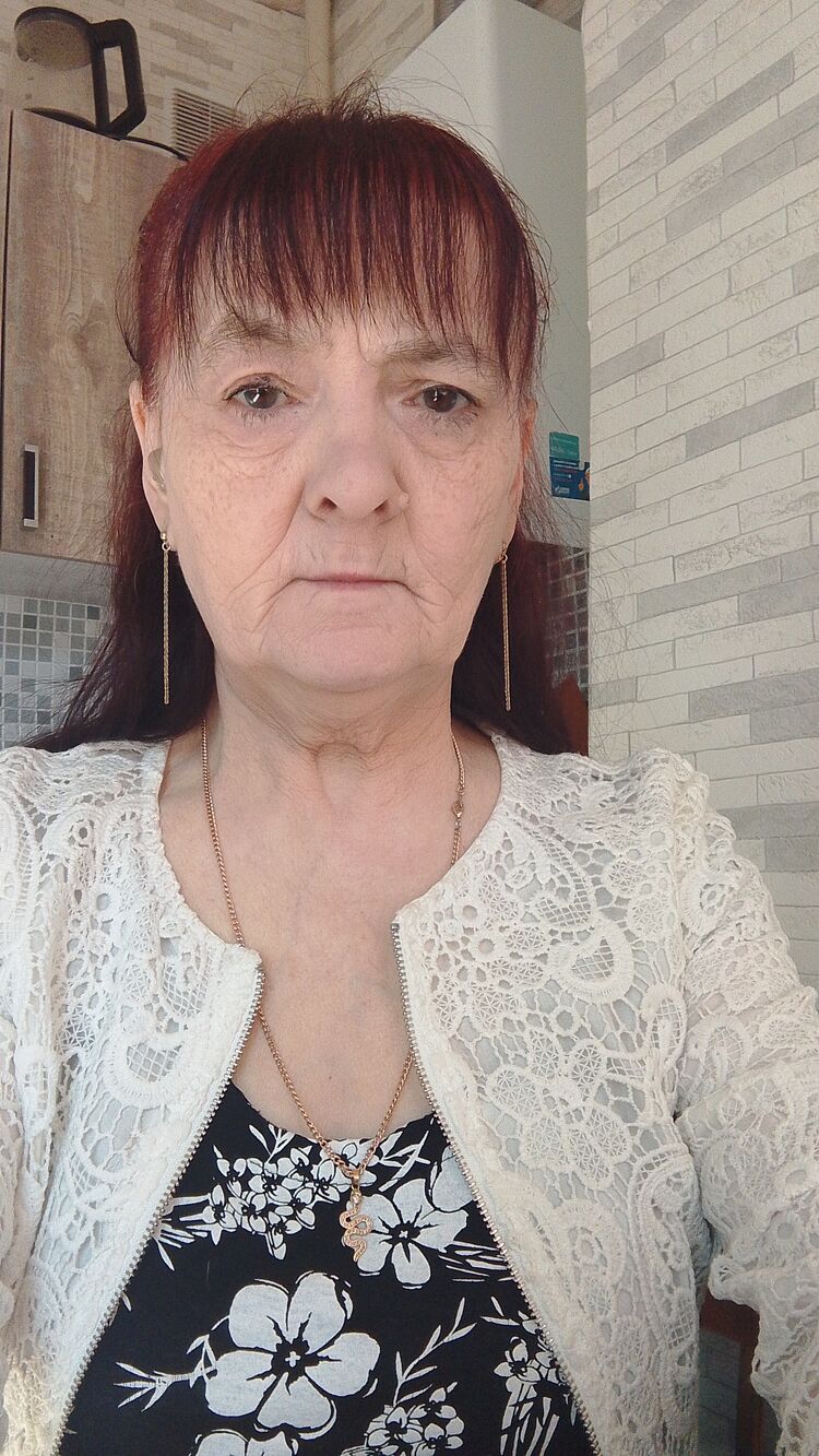  52371861  Olga, 62 ,    
