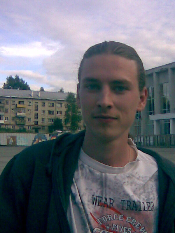  12944501  Vladimir, 40 ,    