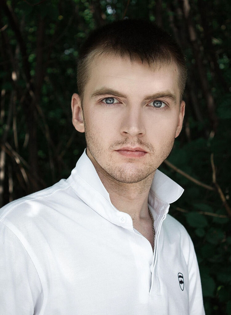  53207271  , 33 ,    -