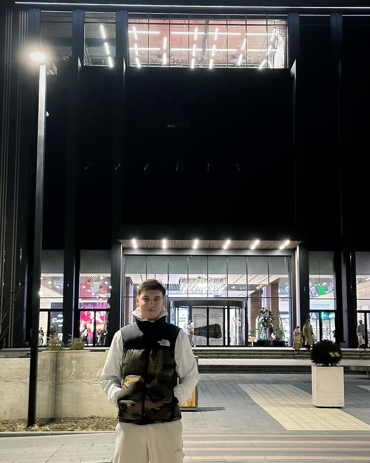 ���� 42083931 ����� ������, 19 ���, ���� ���������� � ��������