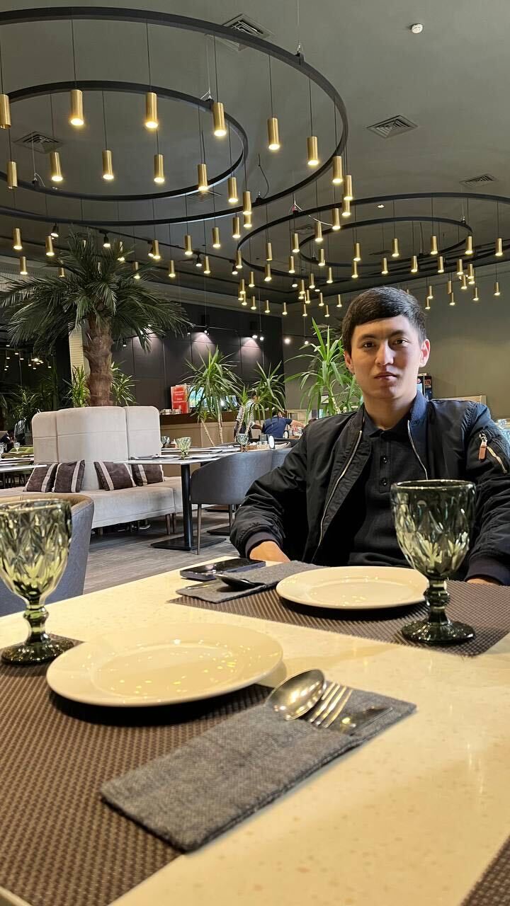  38744411  Nurik, 25 ,    