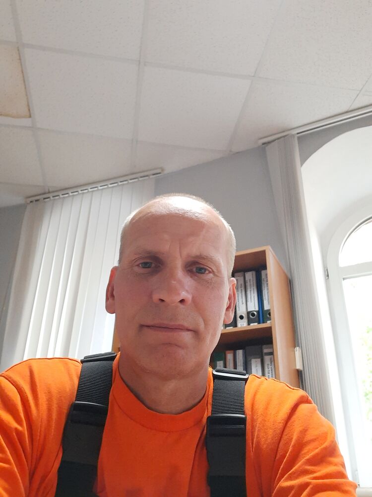  44410431  , 50 ,    