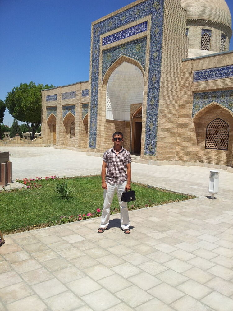  4613481  Umar, 41 ,    