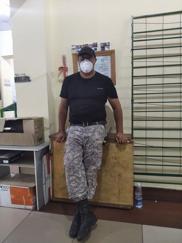  20518671  Rasul, 39 ,    