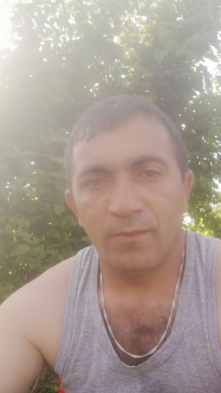  42284501  Bulent , 47 ,    
