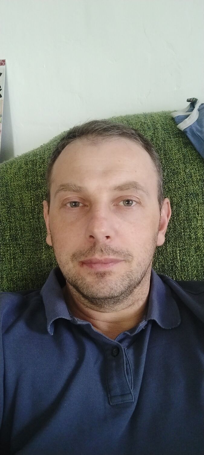  51600471  Vasily, 42 ,    