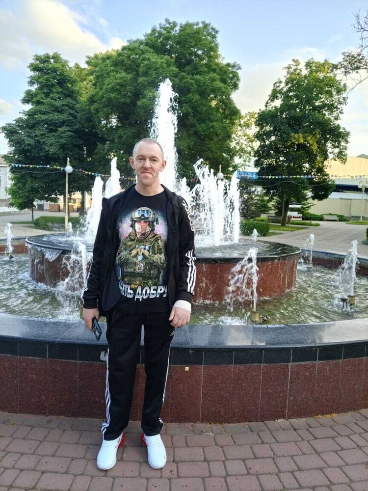  52508991  Pavel, 39 ,    