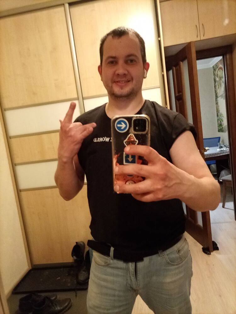  42773741  , 37 ,    