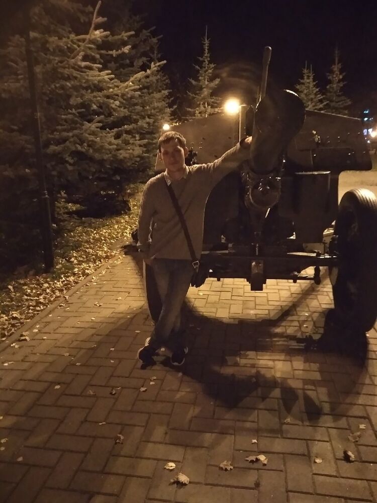 18537731  , 33 ,    