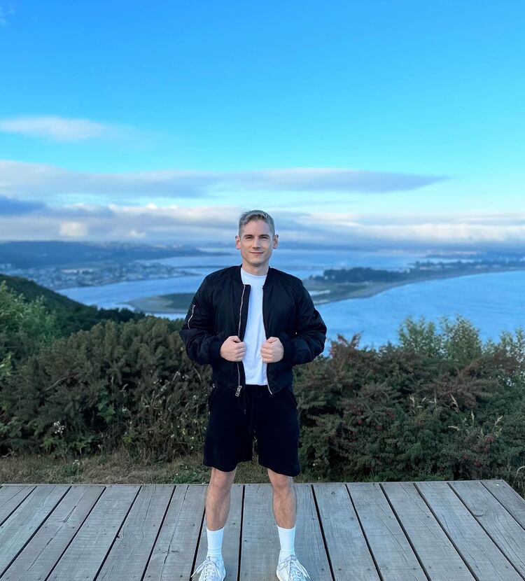 ���� 49823861 ������� ����, 30 ���, ���� ���������� � �����������