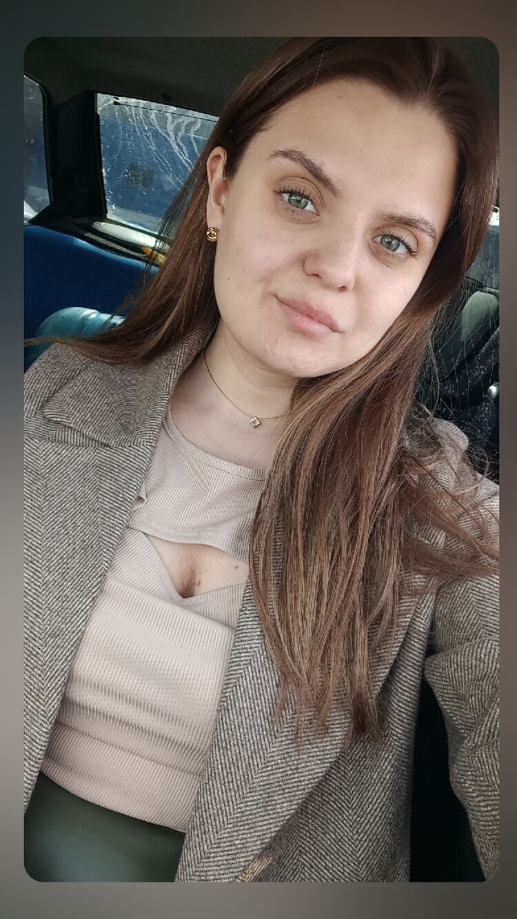  43923381  , 28 ,    