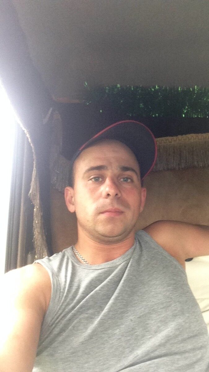  ,   Maks, 35 ,     , c 