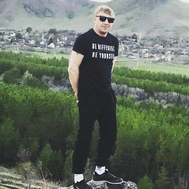  34787961  , 40 ,    