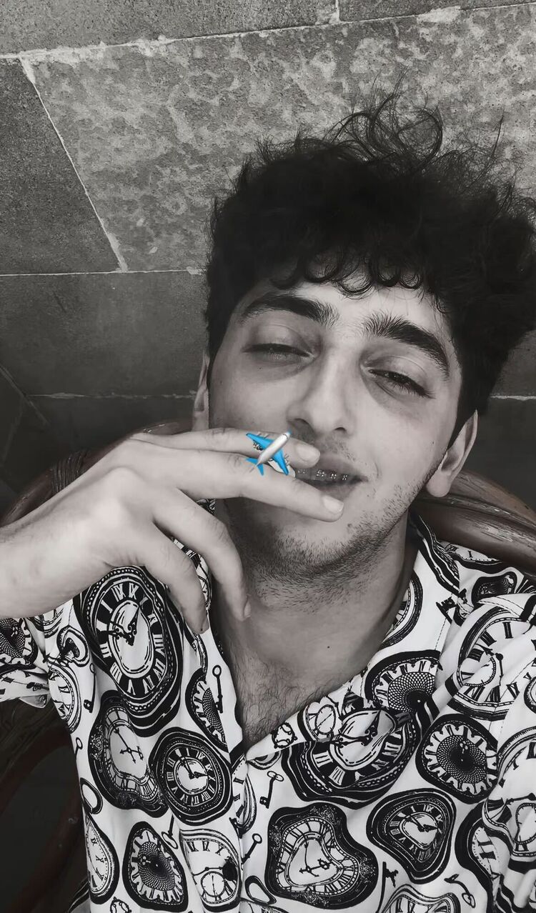  53004721  Ruzi, 23 ,    