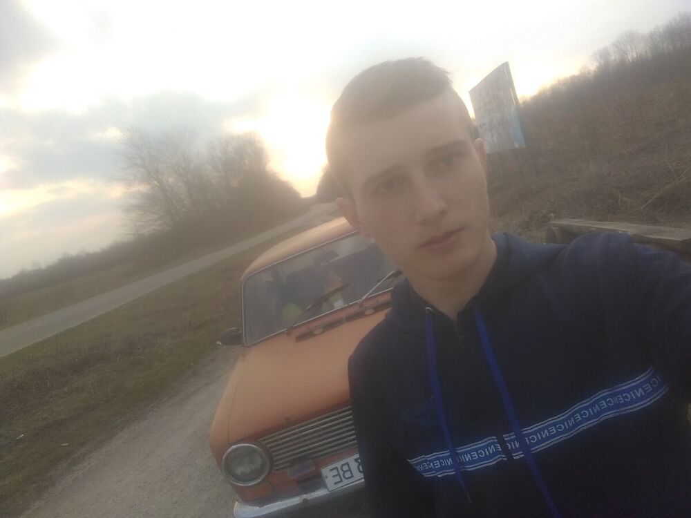  ,   Andriy, 23 ,   ,   , 