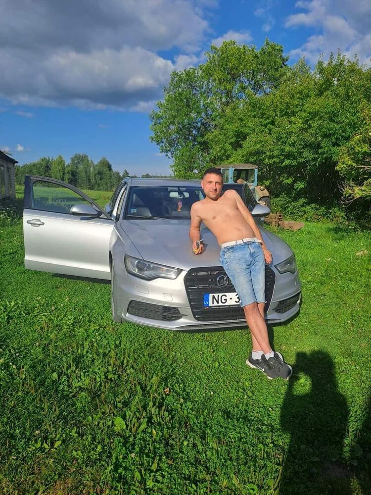  41446151  Aleksandrs, 38 ,    