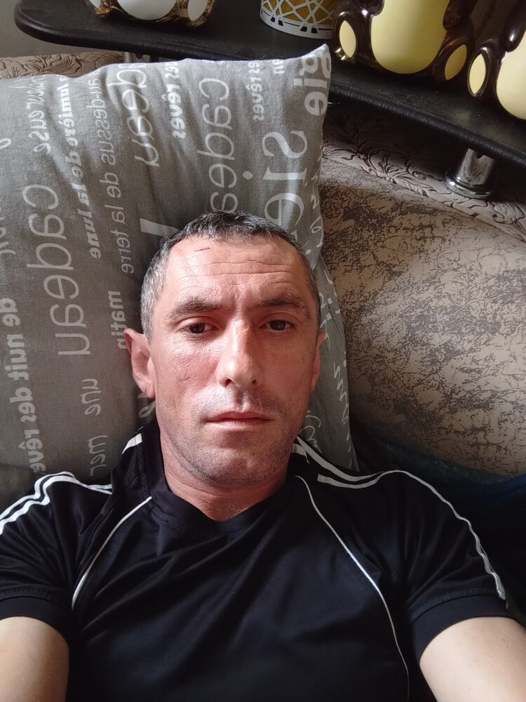  51570661  , 42 ,    