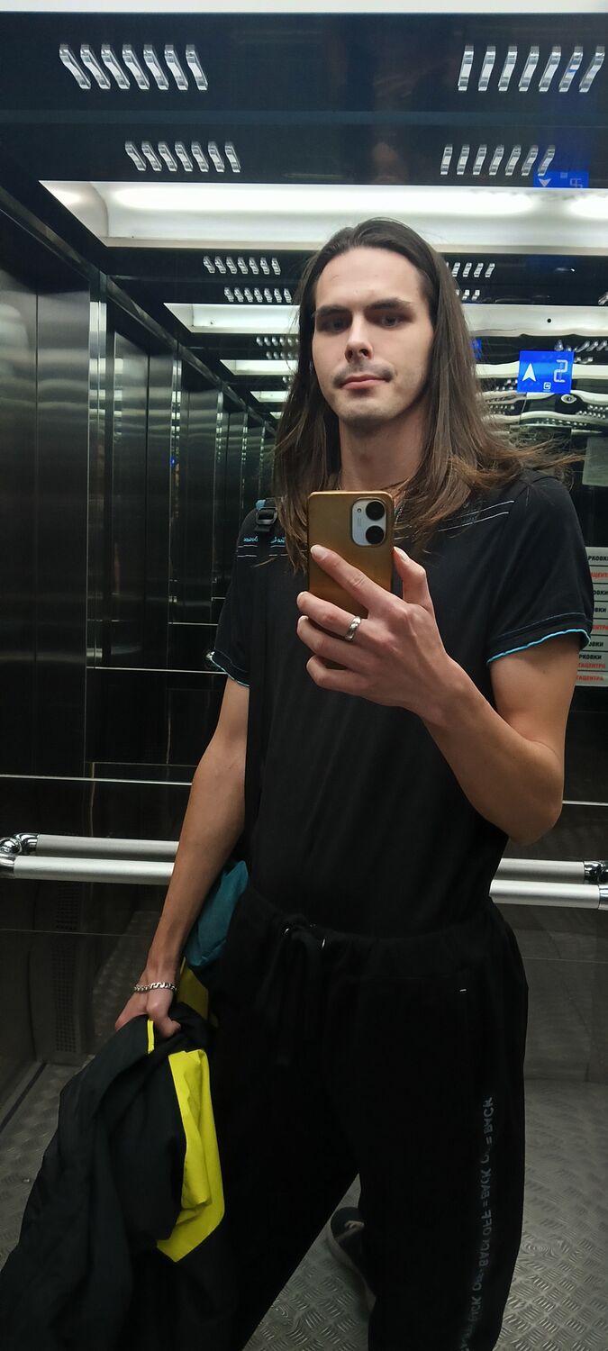  47589231   , 24 ,    