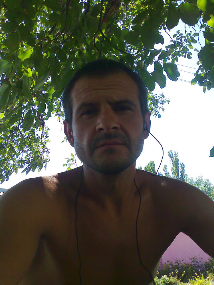  4444441  Vladimir, 47 ,    