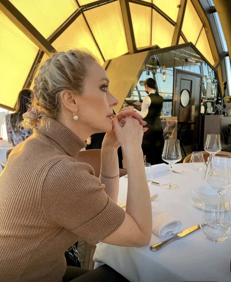  ,   , 48 ,   c 
