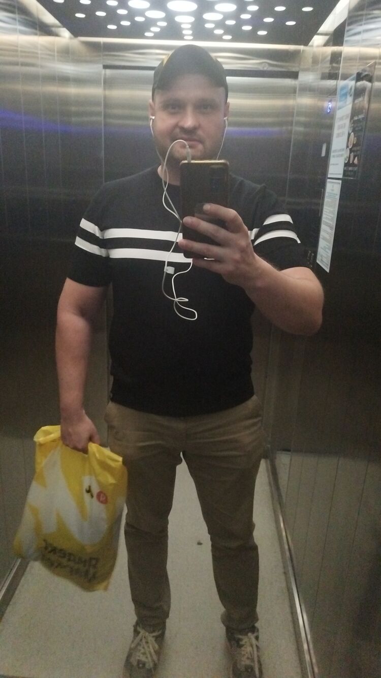  52354981  , 34 ,    