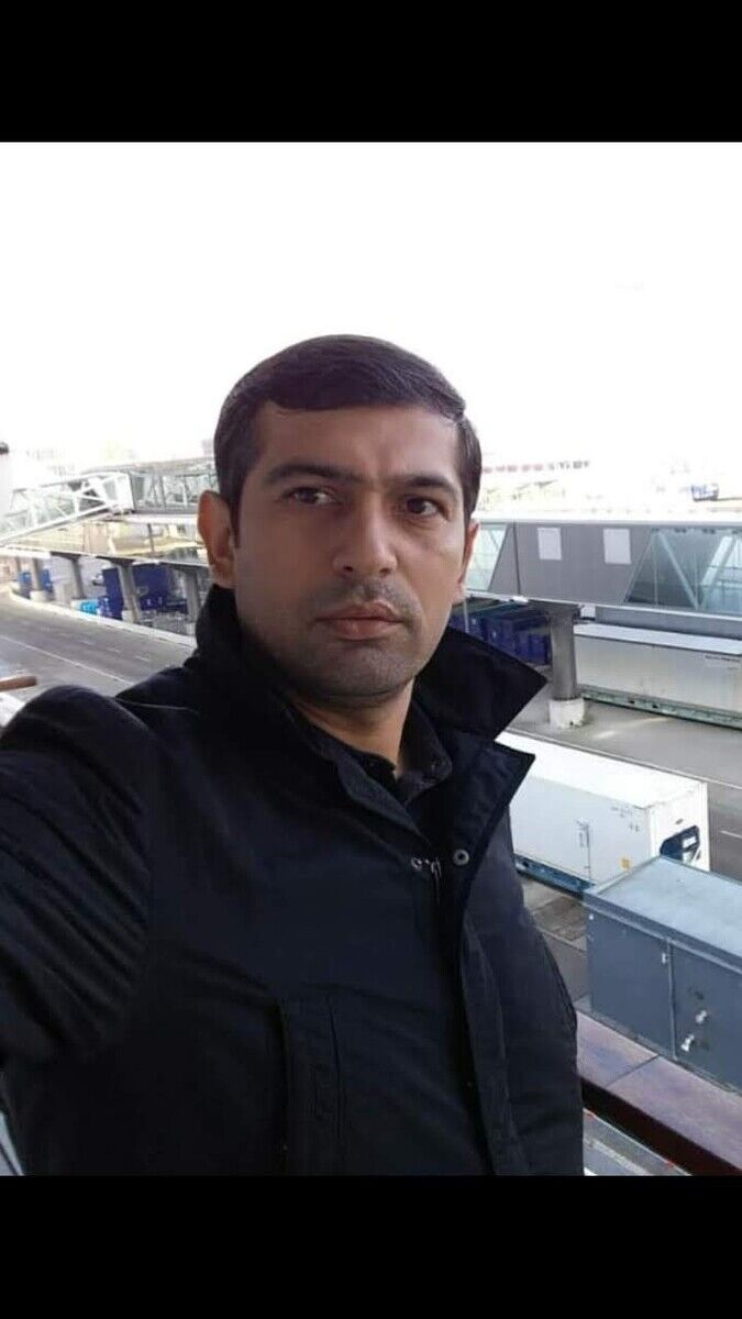  Huddinge,   Shuhrat, 40 ,   ,   , c 