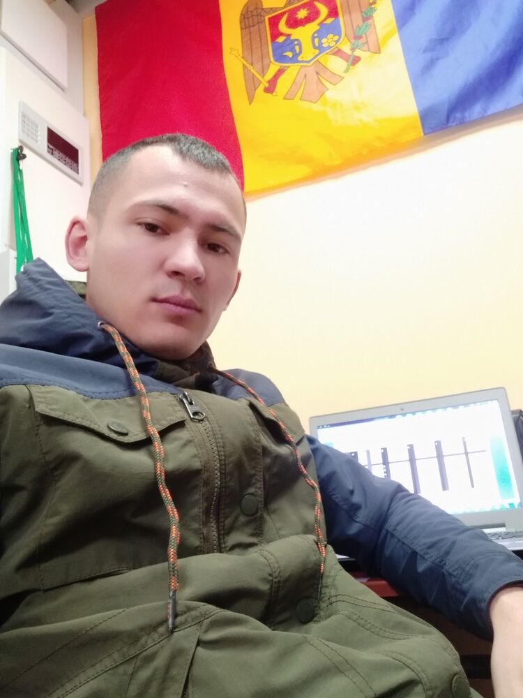  18557021  Rusu, 30 ,    