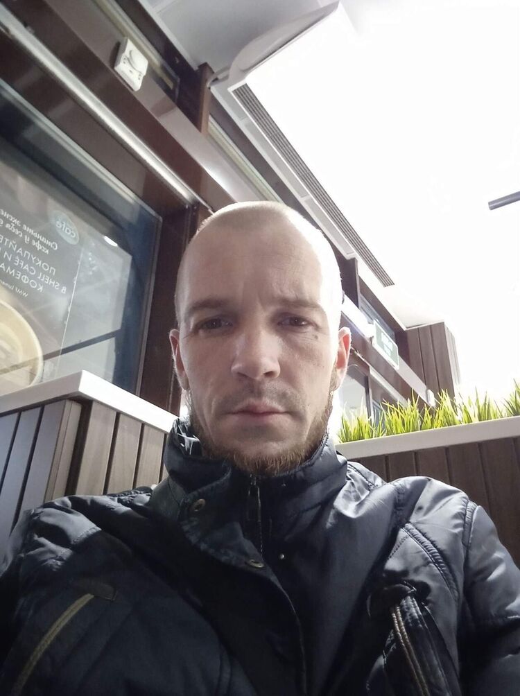  ,   Kasper, 39 ,  