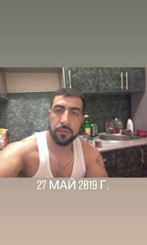  ,   Artur, 39 ,   ,   , c 