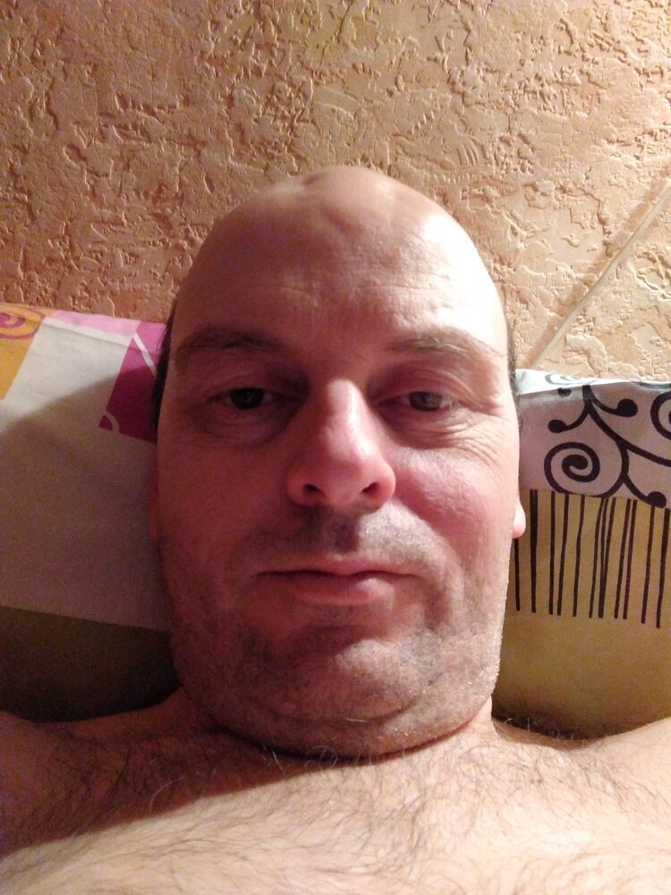  42758941  , 46 ,    