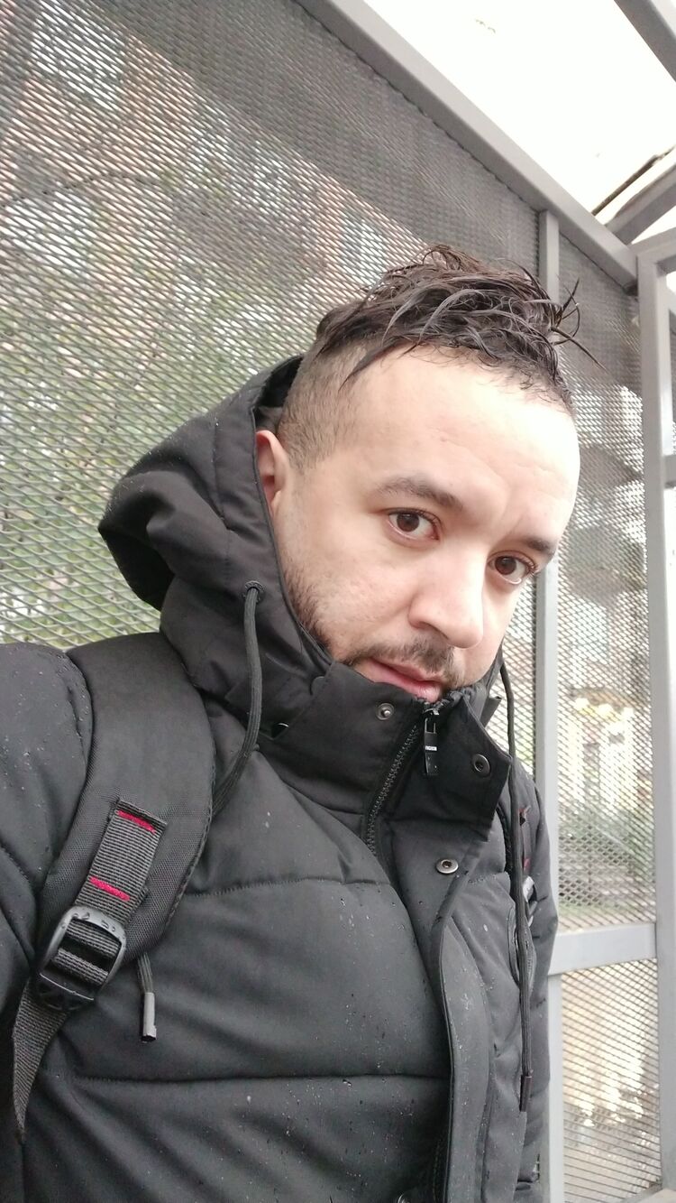  31157161  Mohamed, 35 ,    -