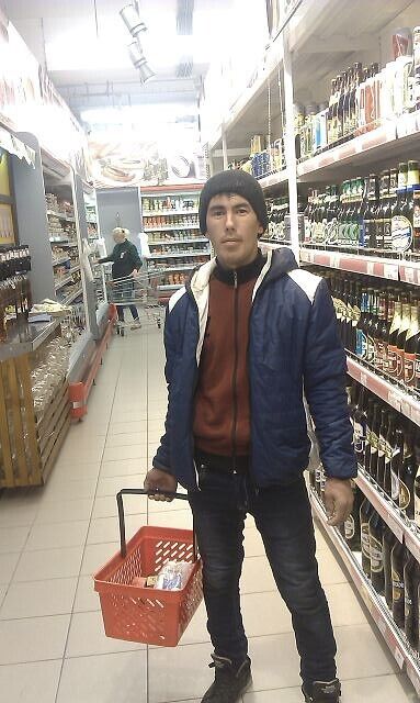  ,   Bobur, 38 ,   ,   