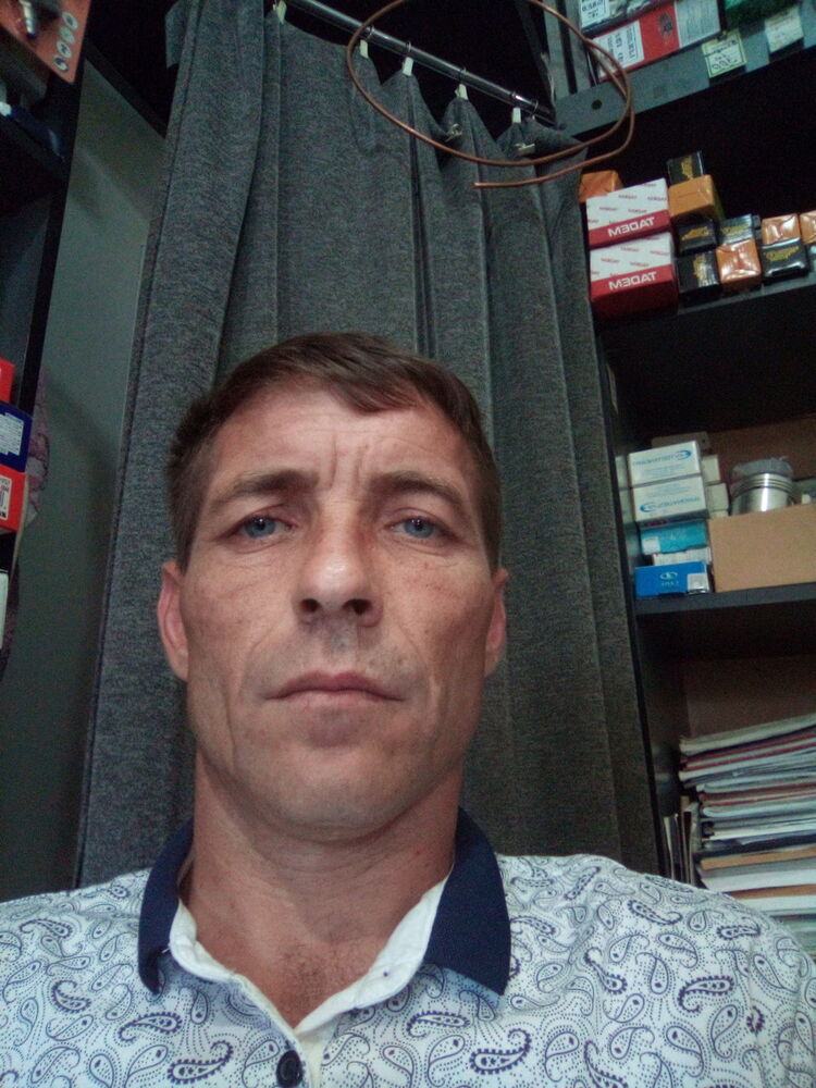 14082141  Vladimir, 48 ,    