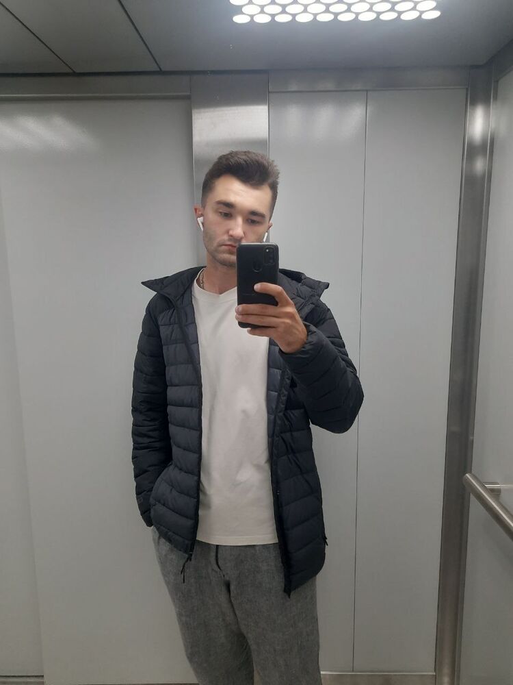  48202141  , 22 ,    