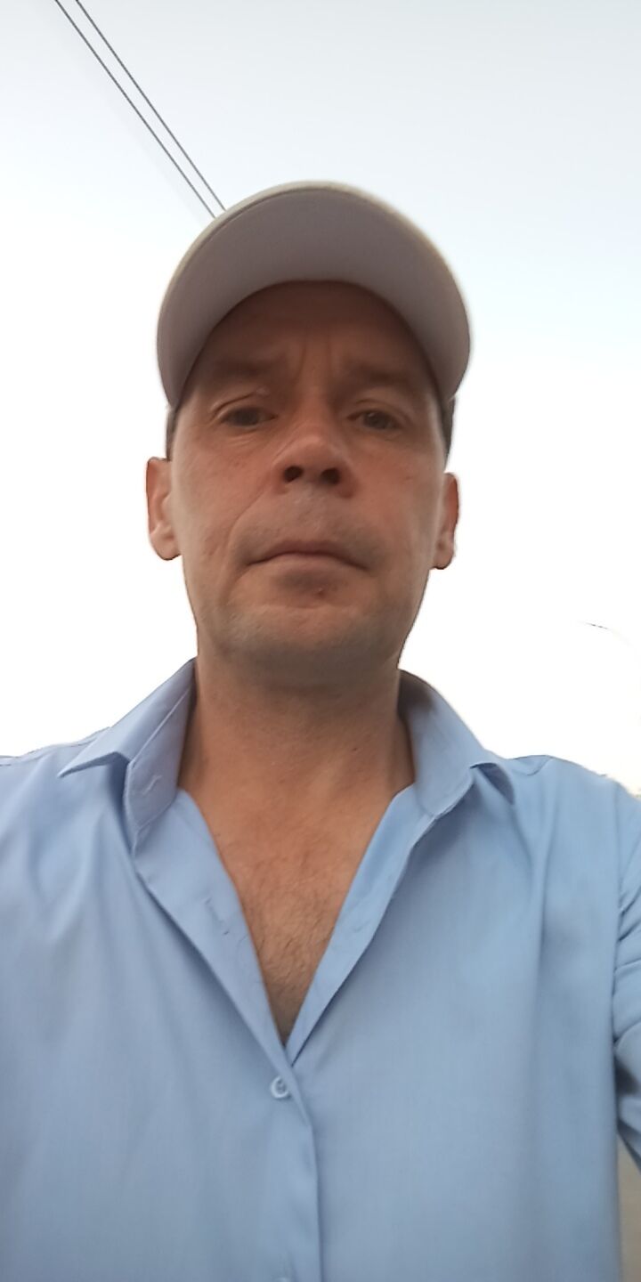  ,   Aleksei, 47 ,   ,   