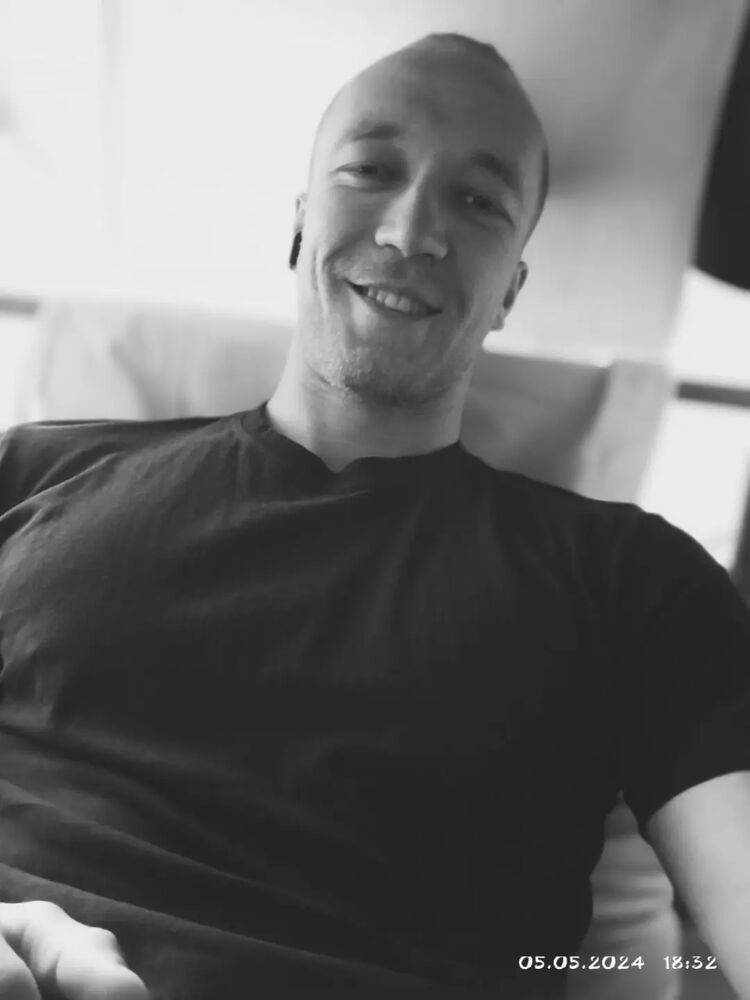  ,   Evgeny, 28 ,   ,   , c 