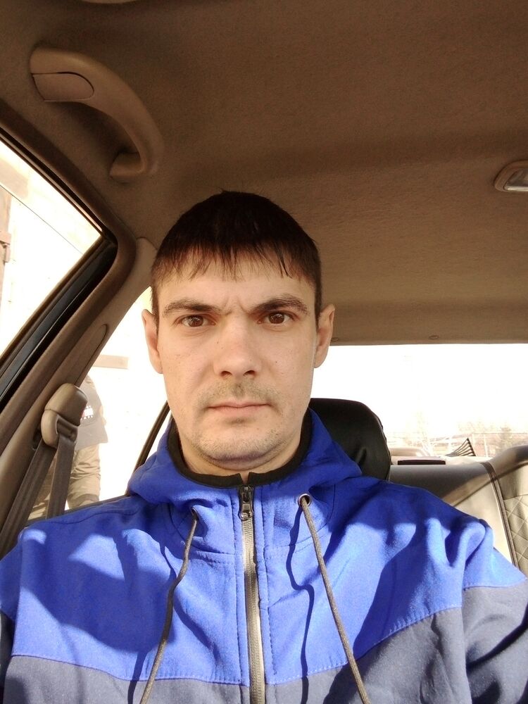 ,   Leonid, 34 ,   ,   