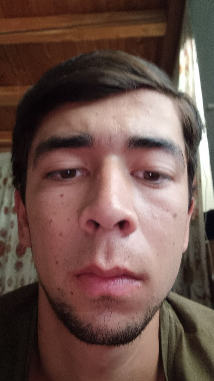  52985661  Raul, 22 ,    