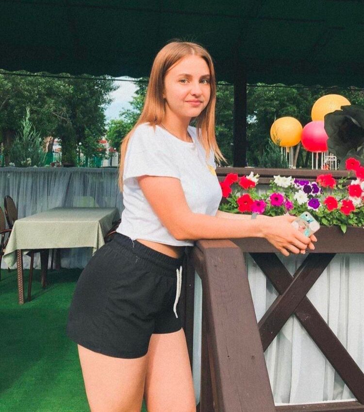  54743021  , 18 ,    --