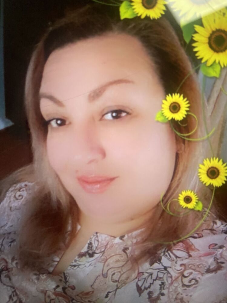  ,   Veronica, 46 ,   ,   