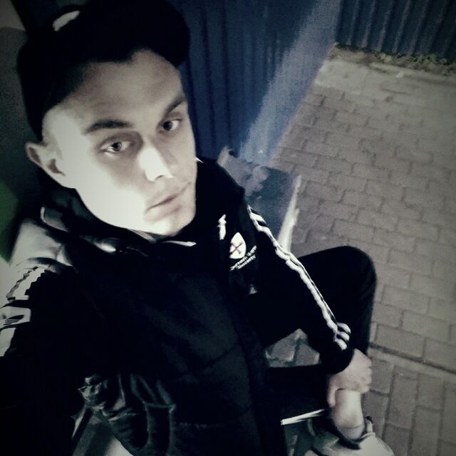  ,   Pavel, 24 ,   ,   , c , 